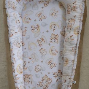 Holdvilág babafészek , ajándék szoptatós párnával